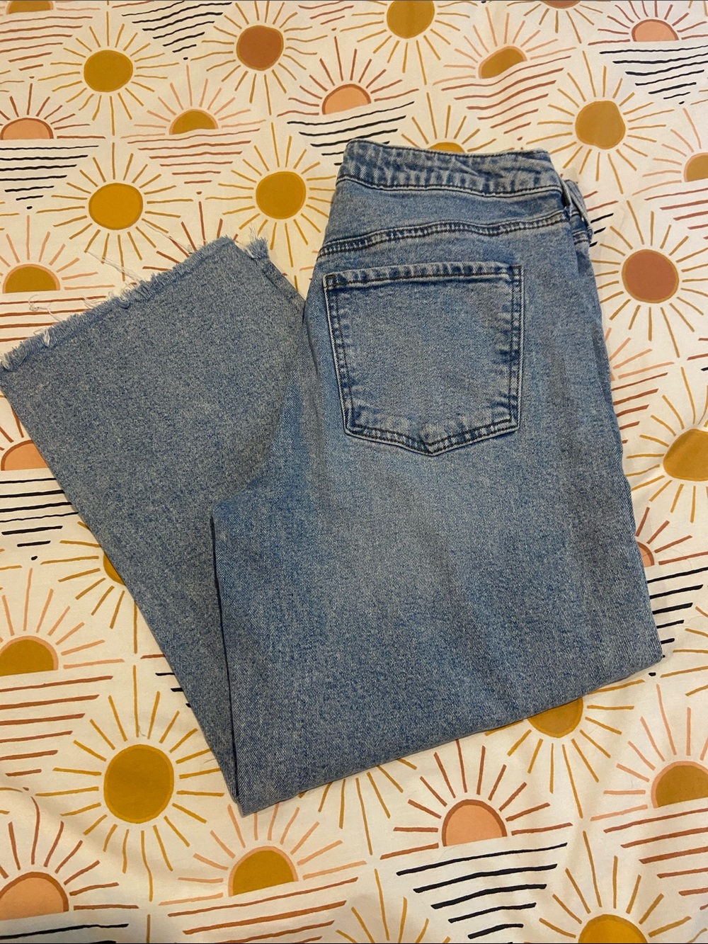 Kut from the Kloth Women's Straight Jeans in Light Blue